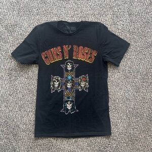 Guns N’ Roses Graphic Band Tee Small • Black Rock T-Shirt